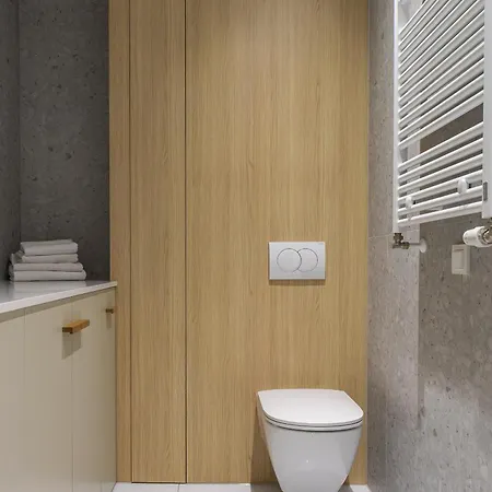 Glow - Remedium Przy Gumed, Aniolki Lägenhet