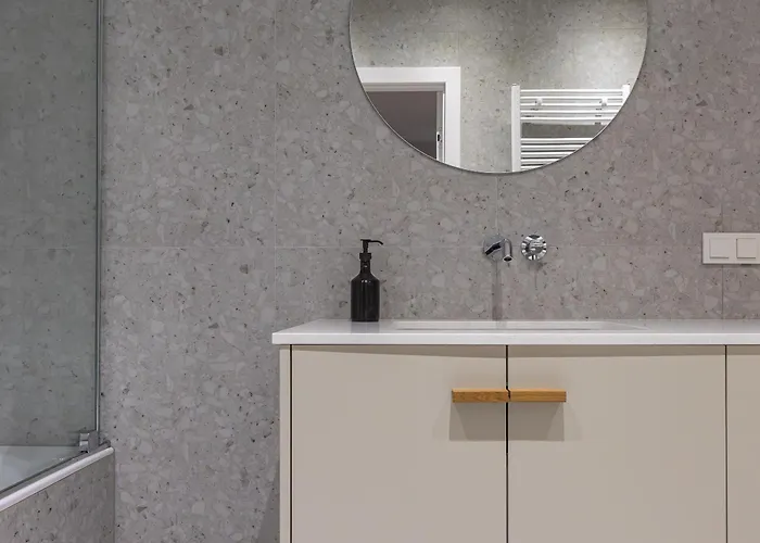 Glow - Remedium Przy Gumed, Aniolki Lägenhet *